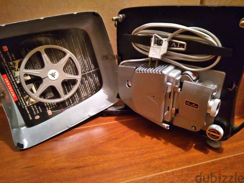 vintage projector 1