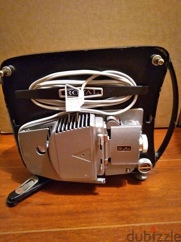 vintage projector 3