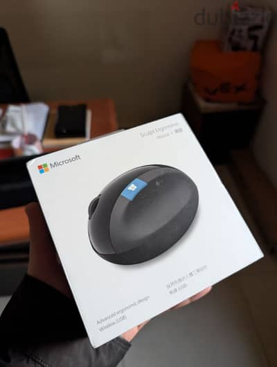 Microsoft Sculpt ergonomic mouse