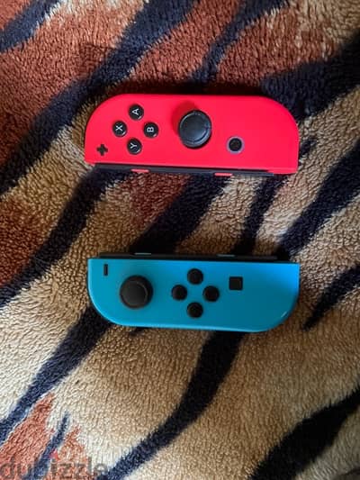 original neon red & blue joy-cons