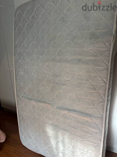 Mattress فرشة