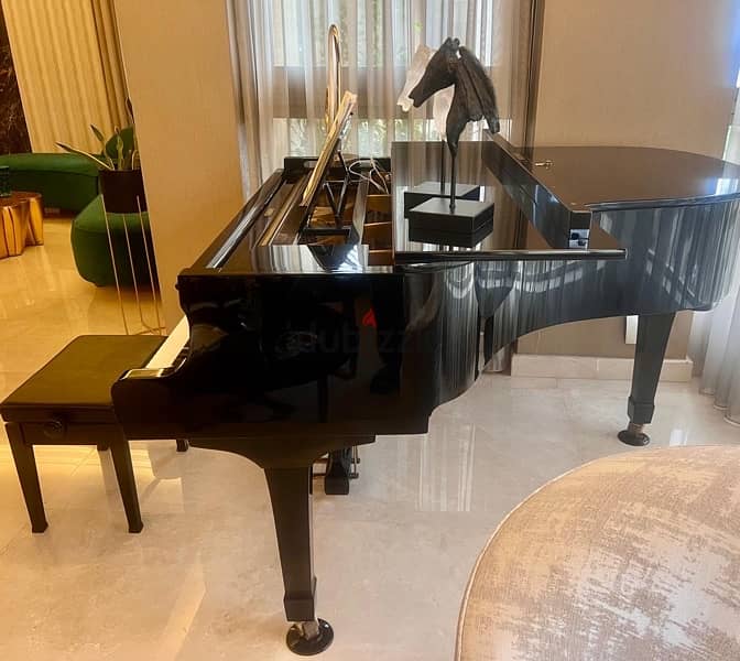 Piano Yamaha 2