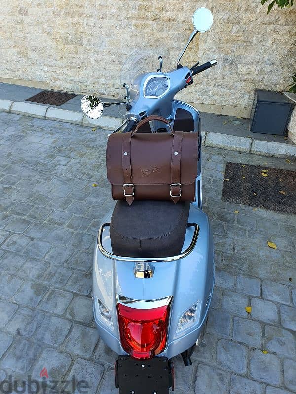 Vespa Back Bag 1