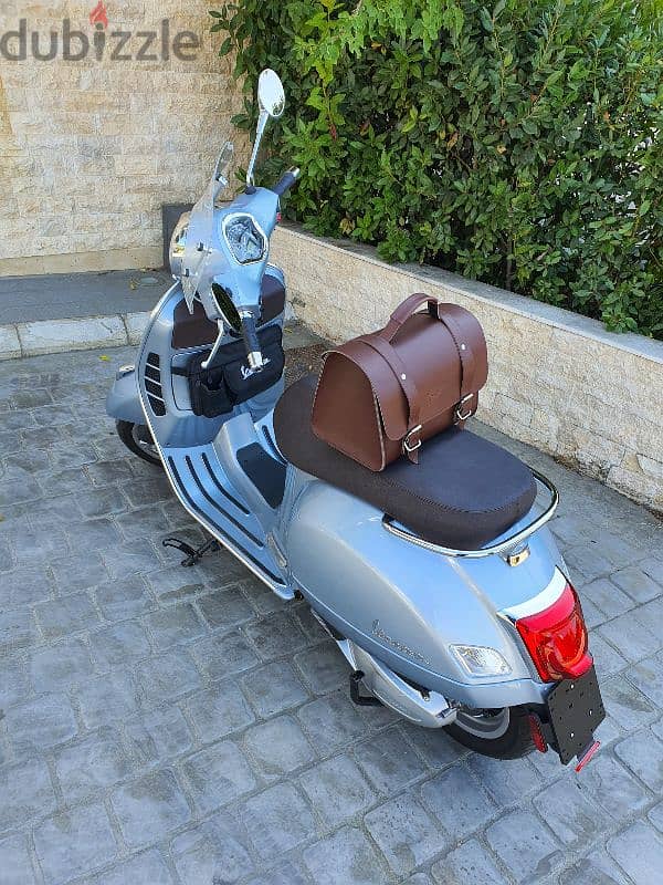 Vespa Back Bag 2