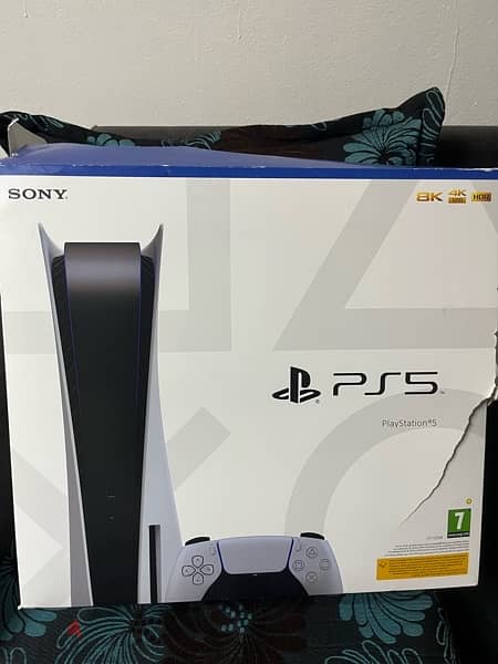 PS5 europe UK like new 1