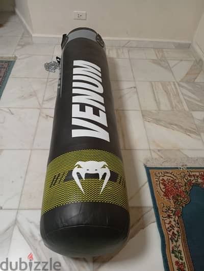 big boxing bag 190cm 140kg Venum