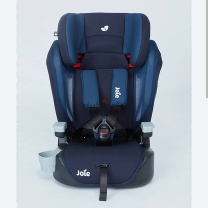 CarseatJoie elevate from age 1 til 12 exellent condition free delivery 0