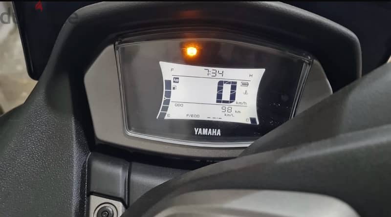 YAMAHA NMAX 2021 3