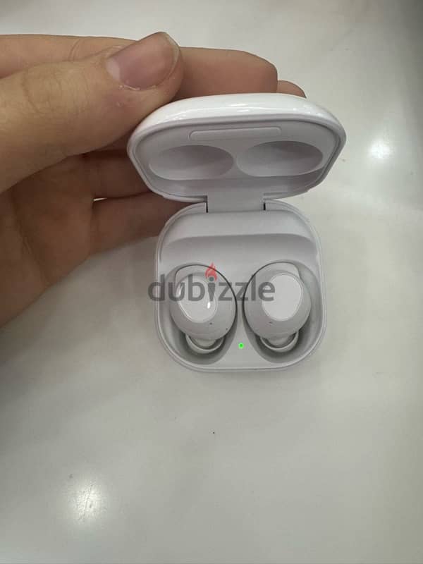 earbuds FE 4