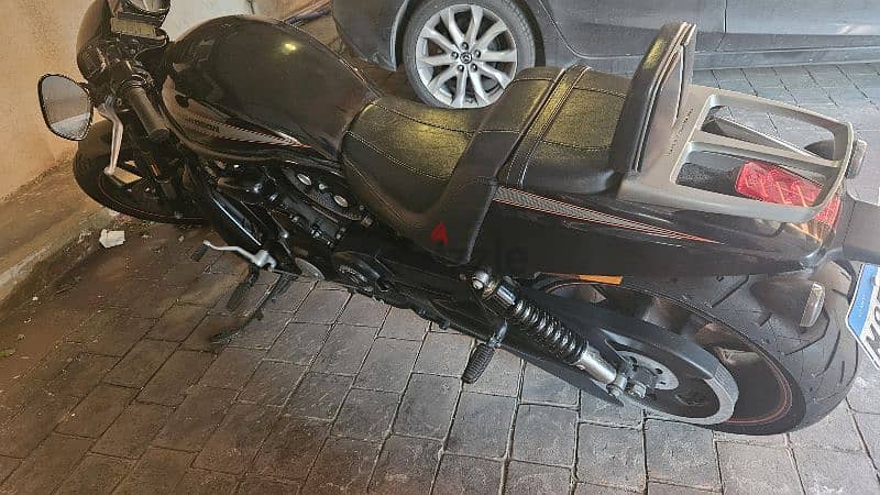 Harley Davidson - Night Rod 2015 - 20,000 KM Only 1