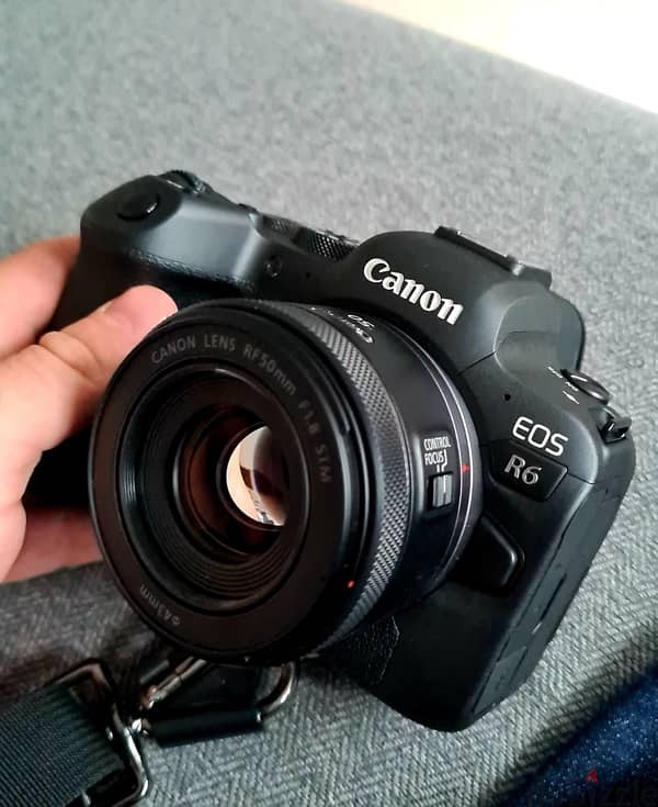 Canon R6 Mark I 0