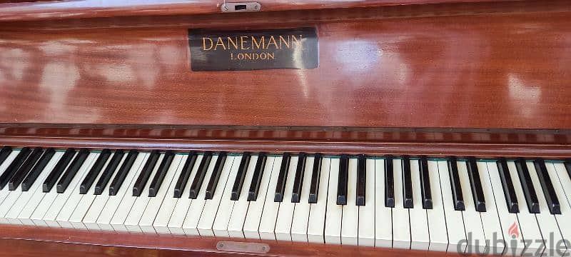 Danemann London piano 0