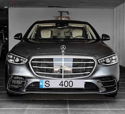 S   4 0 0   - Plate Number - Special plate