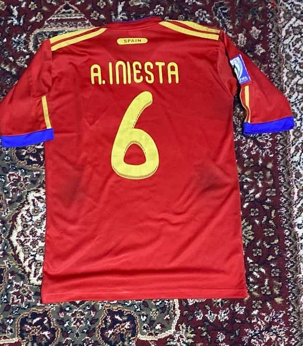 Spain T-shirt 2010 3