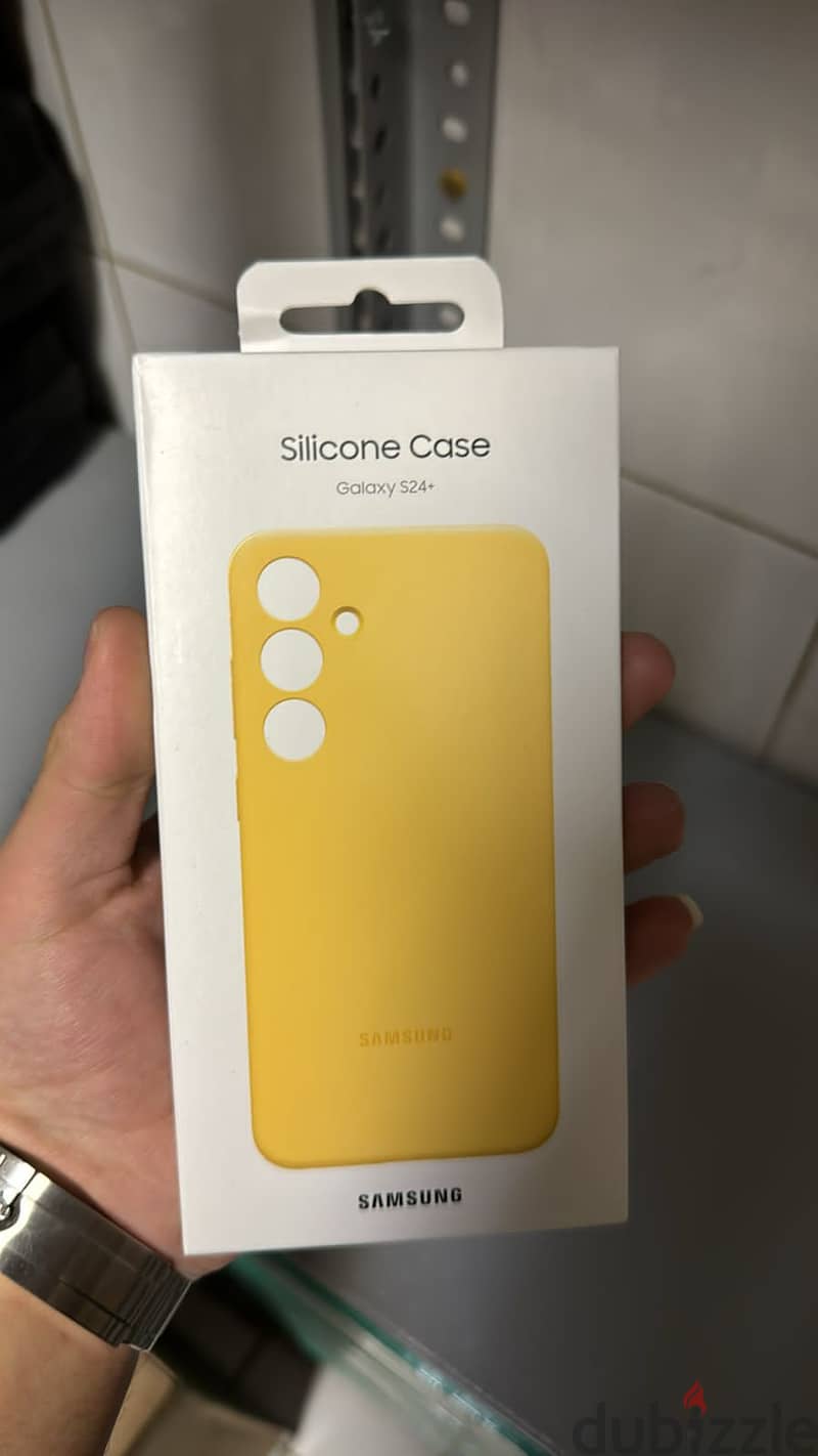 Silicone Case Galaxy S24 Plus yellow 0