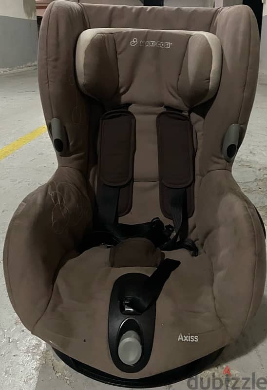 Maxi Cosi Axiss Car Seat 0