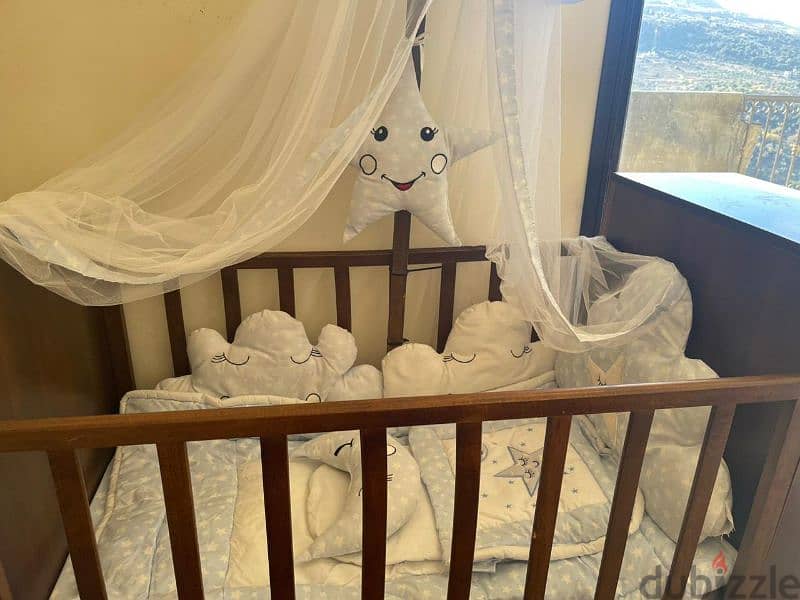 baby crib 2