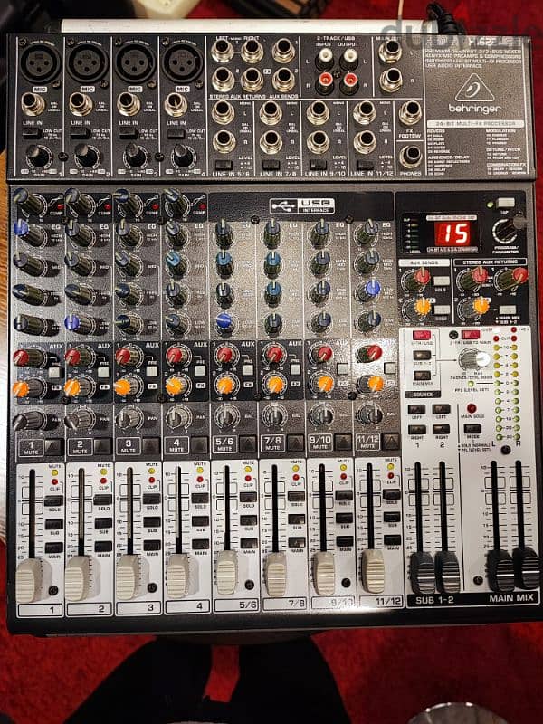 Mixer Behringer X1622USB 0