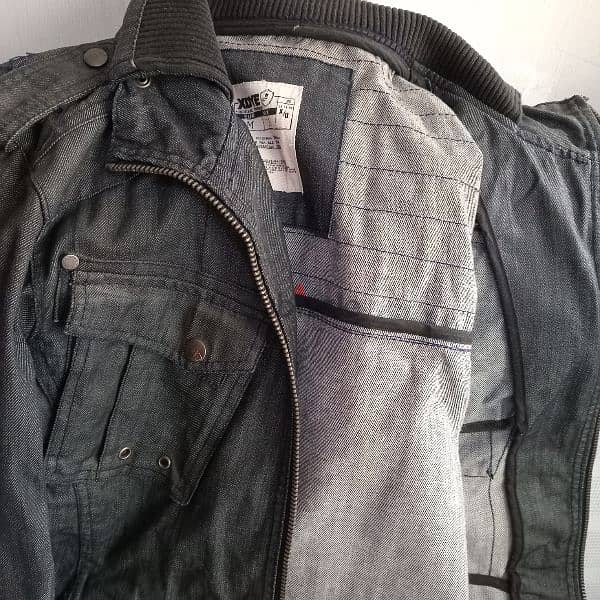 VERY GOOD CONDITION BULL&BEAR JEANS JACKET 7