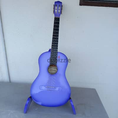 Classic Guitar  - Mauve color  - size 3/4 with Stand in wood