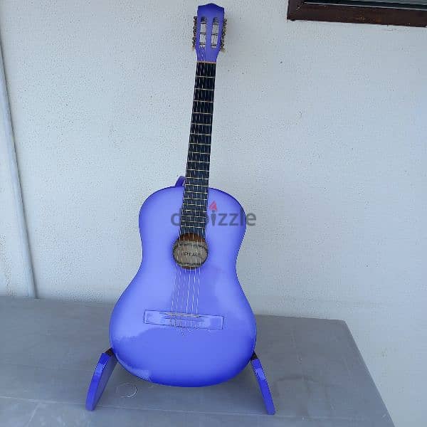 Classic Guitar  - Mauve color  - size 3/4 with Stand in wood 0