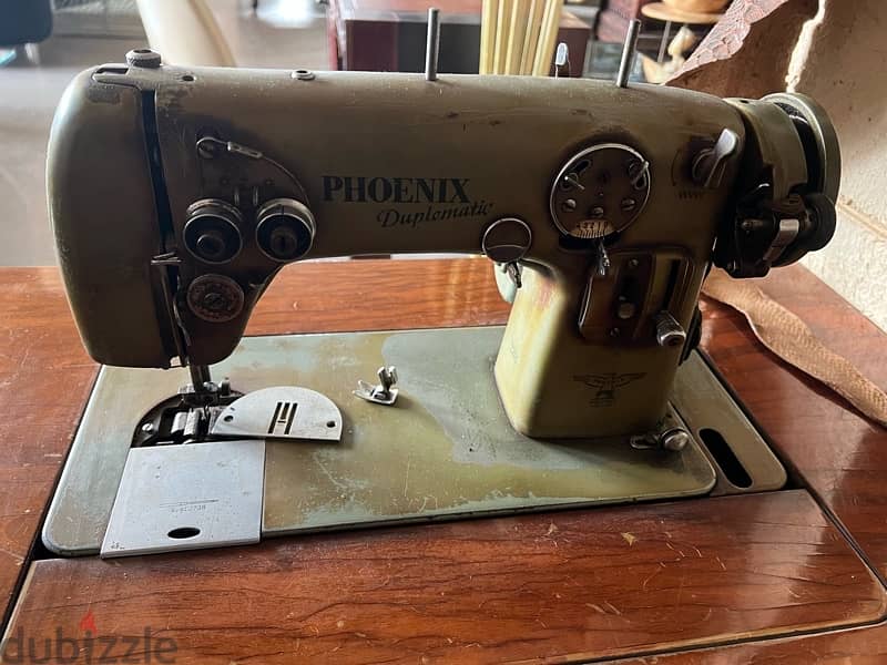 antique sewing machine 2