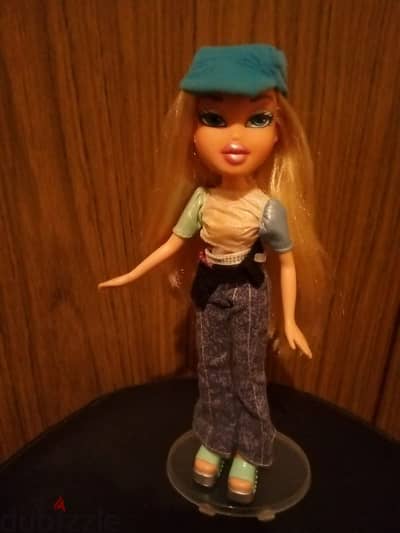 BRATZ CLOE -FIRST EDITION Ever MGA 2001 Rare vintage As new doll=40$