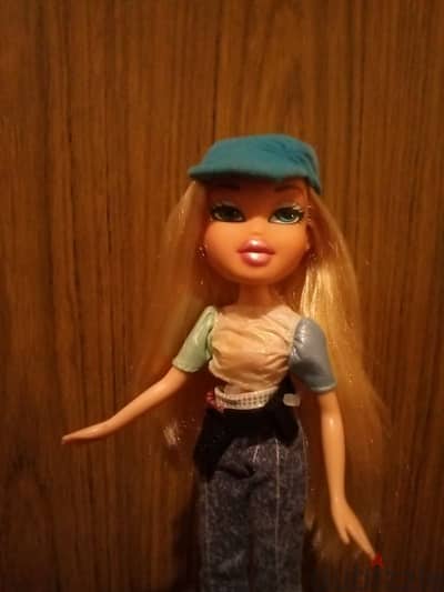 BRATZ CLOE 1ST EDITION MGA 2001 Rare vintage As new doll +Own Boots=45