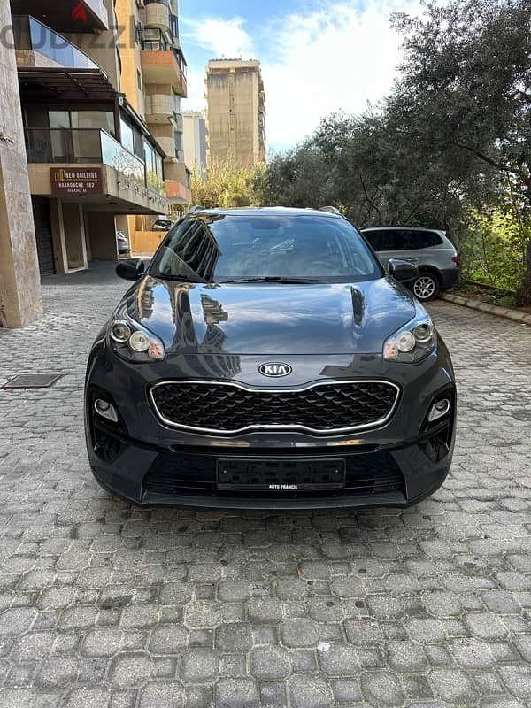 Kia Sportage AWD 2020 gray on black (company source-43000 km) 0