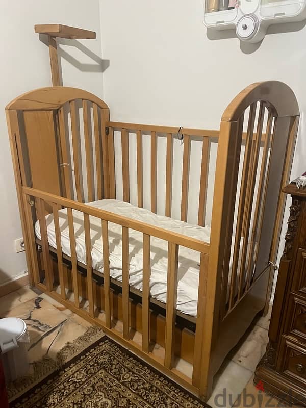 Full set baby bed with mattress 1