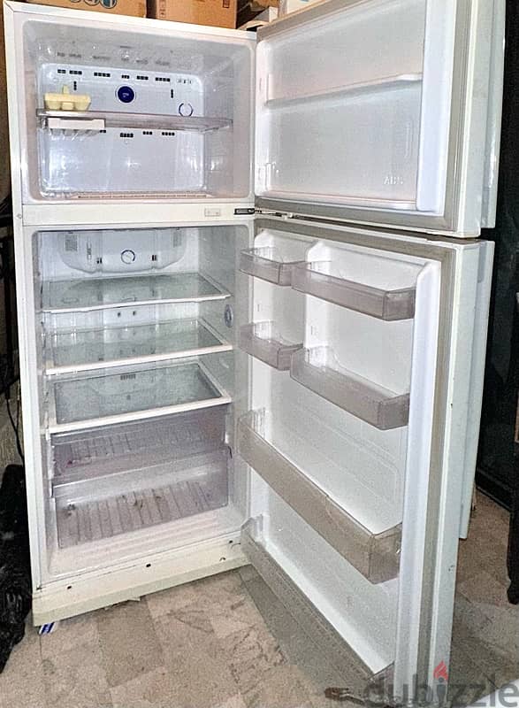 SAMSUNG fridge 0