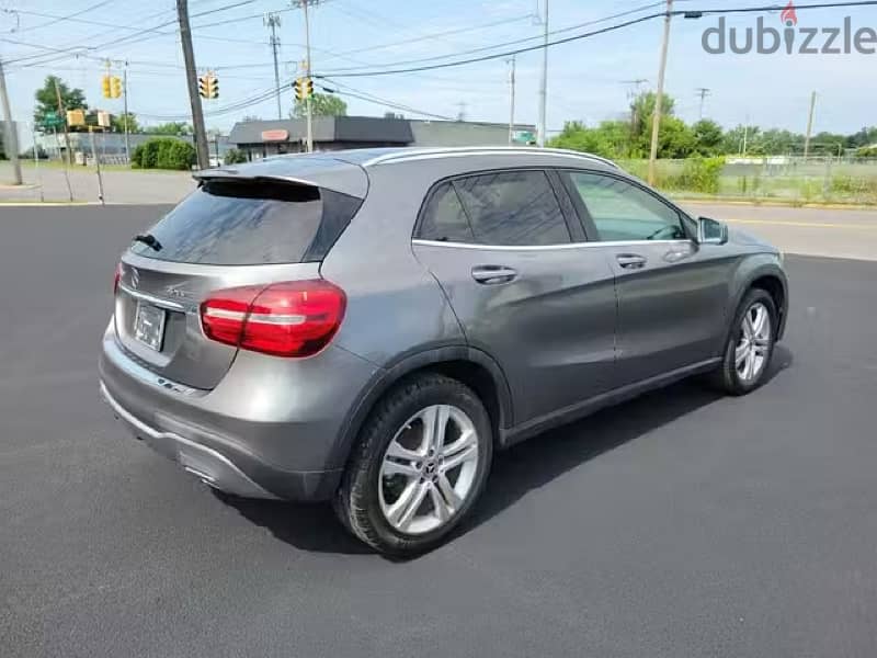 Mercedes-Benz GLA 250 4matic 2016 0