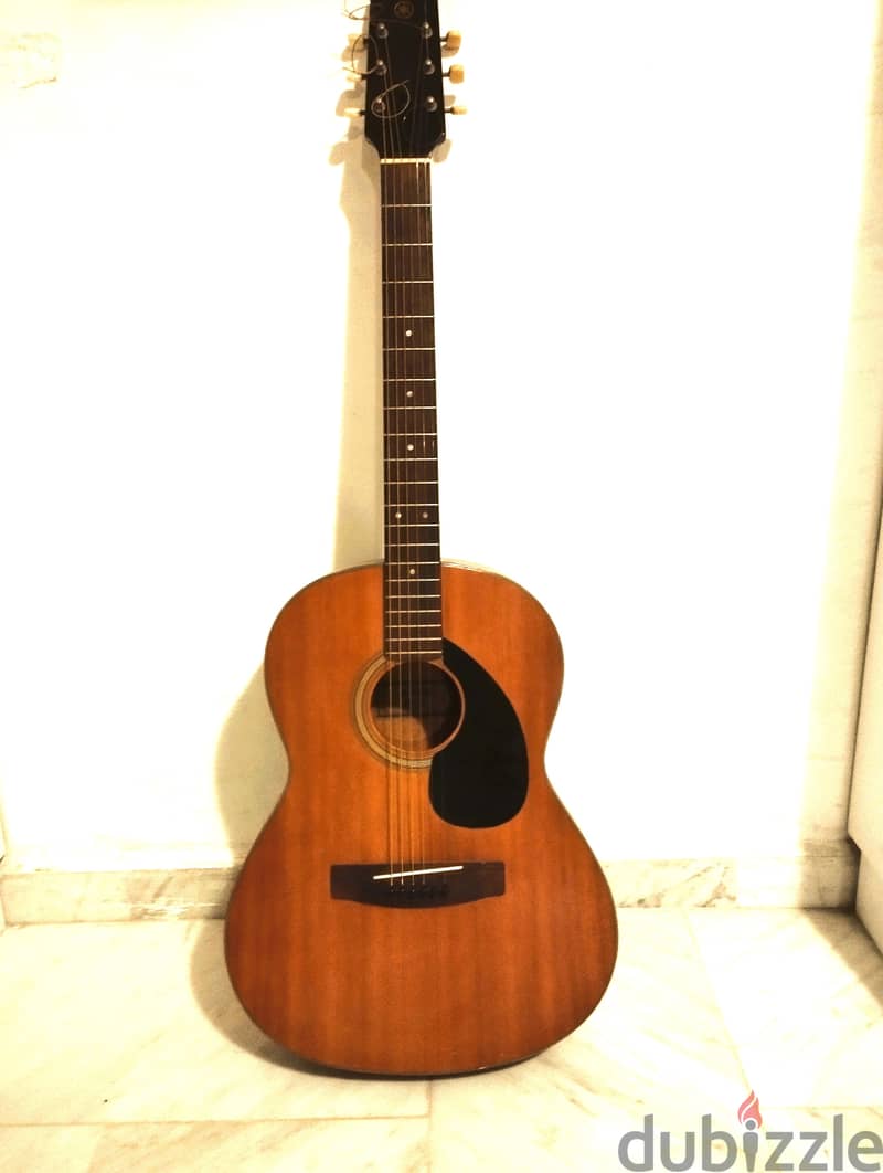 Yamaha FG-75 Guitar 0