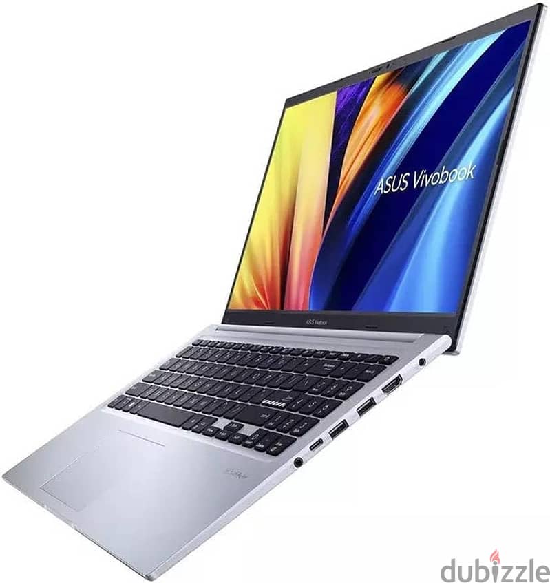 Asus Vivobook 15.6" i7 12th, 8gb ram, 512gb ssd, iris xe graphics X15 7