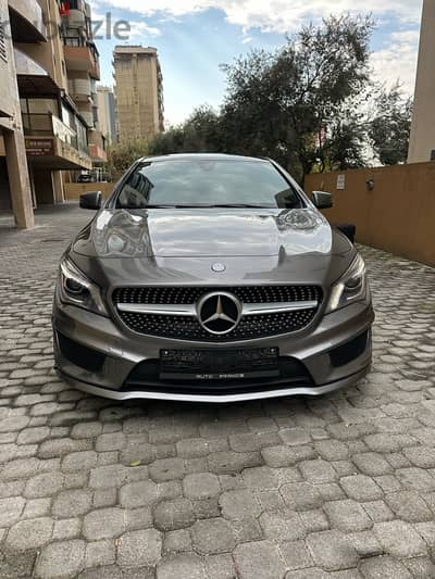 Mercedes CLA 250 AMG-line 4matic 2016 gray on black (clean carfax)