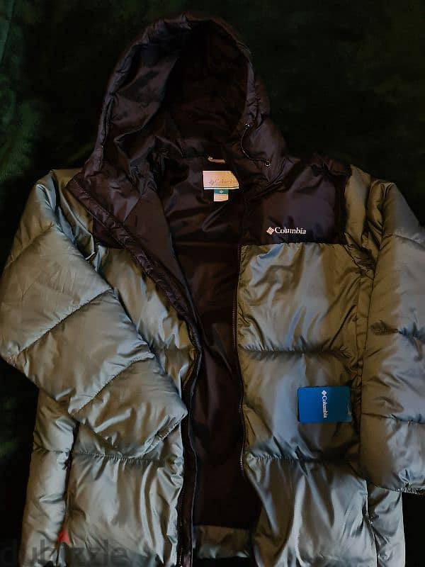 Columbia Puffect Hooded Jacket / Puffer 10