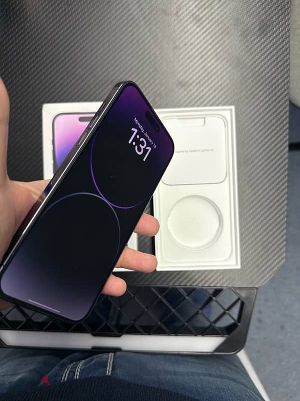 USED LIKE NEW 14 PRO MAX 256GB PURPLE 1Sim-Esim 3