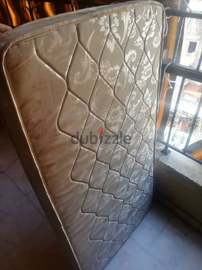 sleep mattress فرشة نوم صغيرة