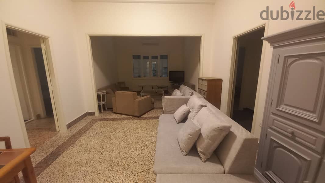 FULLY FURNISHED IN ACHRAFIEH , CARRE D'OR (200SQ) 3 BEDS , (ACR-255) 0