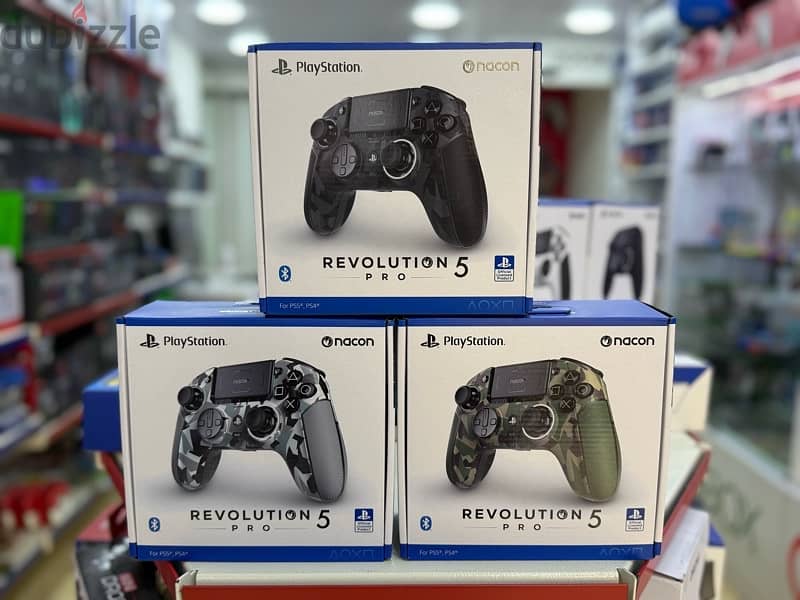 PlayStation 5 Edge & Pro Controllers 1