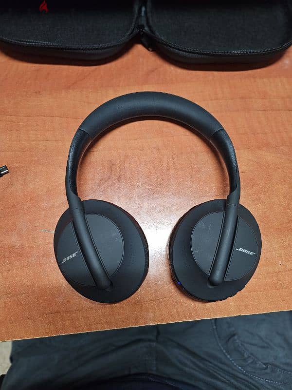 Bose Noise Cancelling 700 1