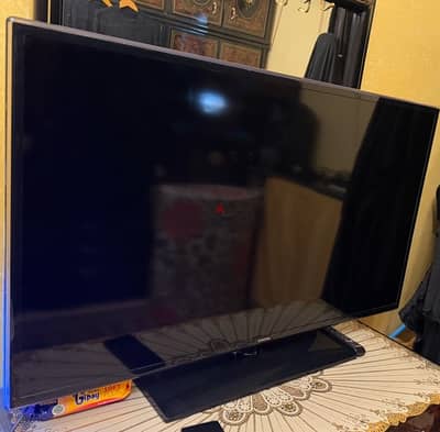 Samsung TV 46” used in a very good condition ( Not Smart)