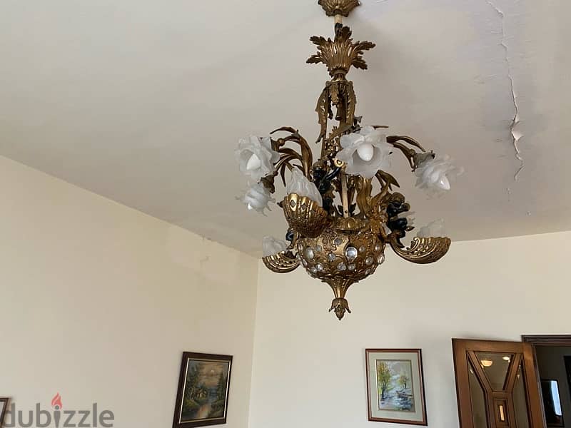 chandelier’s antique 3