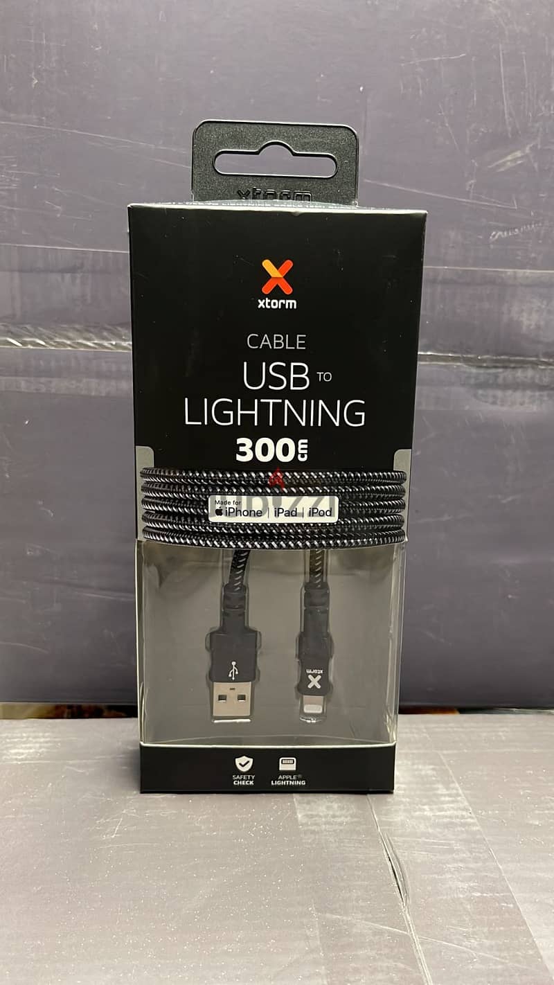 Xtorm usb to Lightning cable 3m last & original price 0