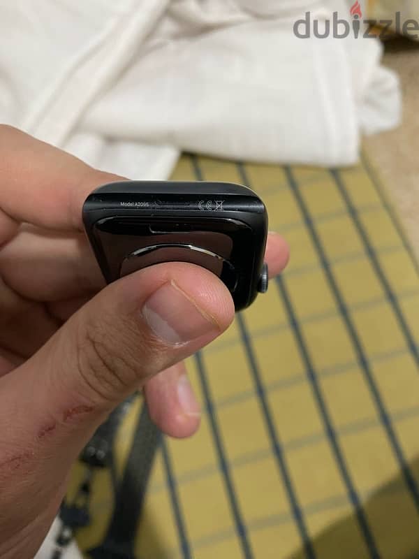 Apple Watch Series 5 44mm 9