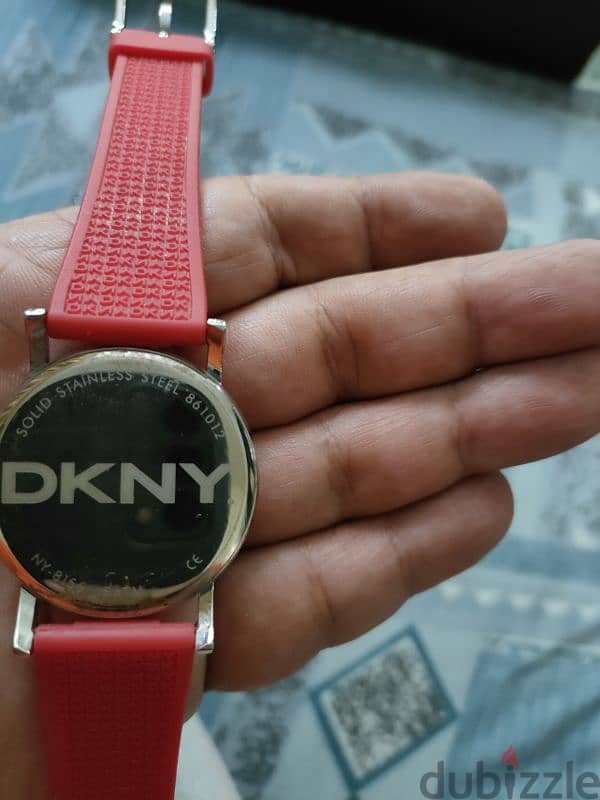 DKNY watch 3