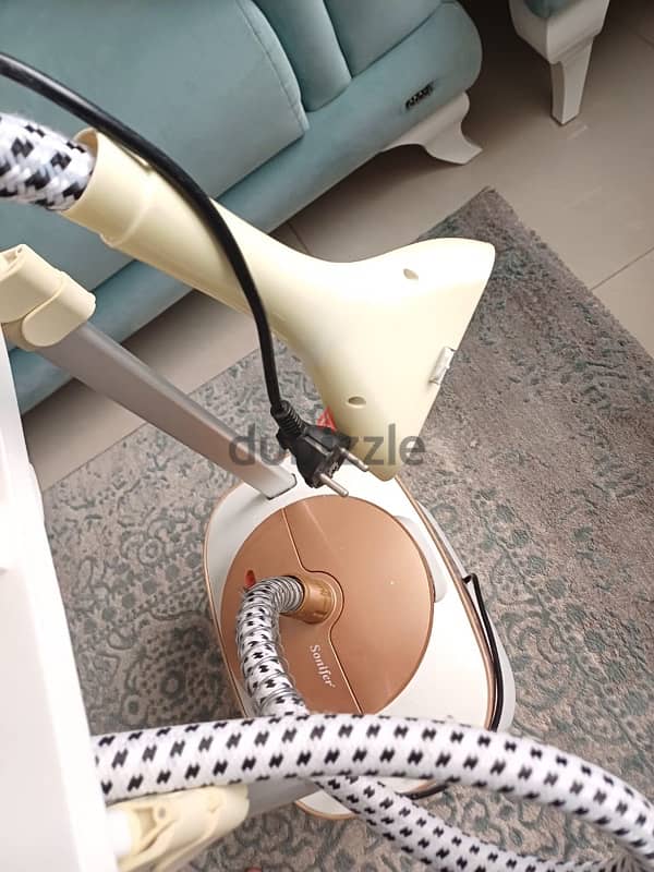 Garment Steamer 2