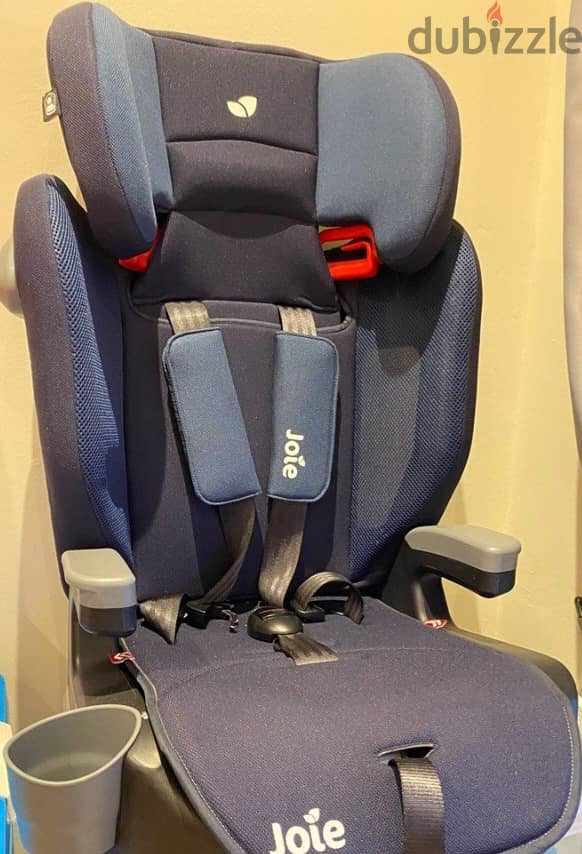 CarseatJoie elevate from age 1 til 12 exellent condition free delivery 1