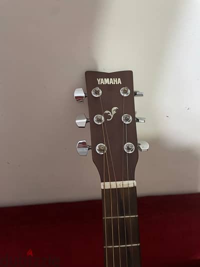 yamha f310 accoustic guitar