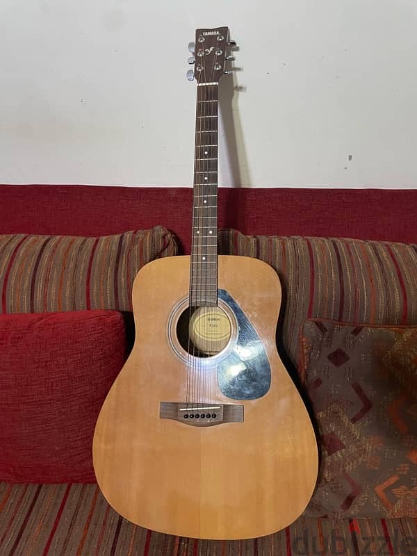 yamha f310 accoustic guitar 1